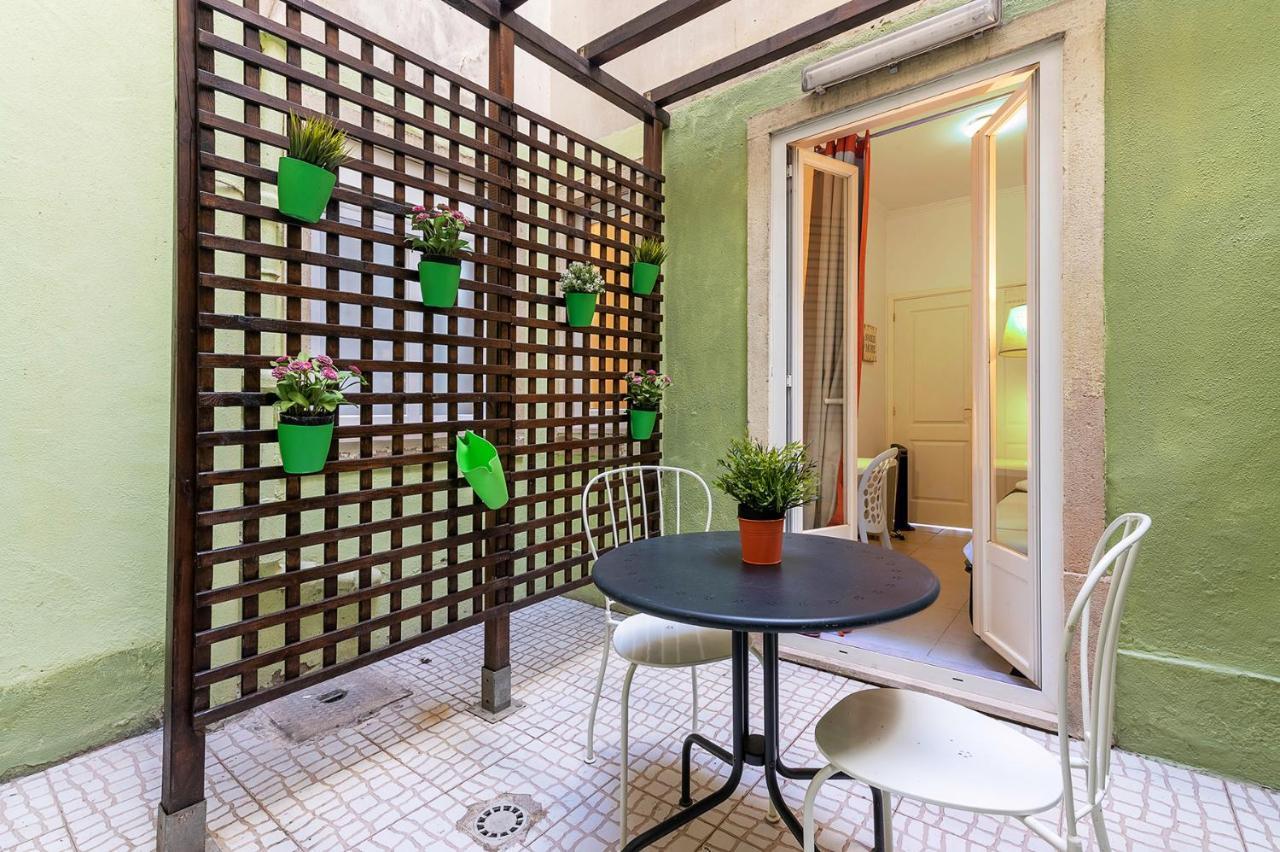 Alm- Spacious. Sunny. Patio. Quiet Area. Fast Wifi Lisbon Exterior photo