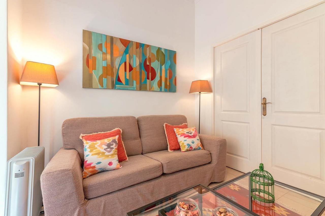 Alm- Spacious. Sunny. Patio. Quiet Area. Fast Wifi Lisbon Exterior photo